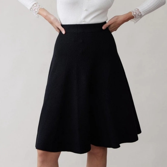 Black a-line skirt ♡🩰 - Picture 2 of 8